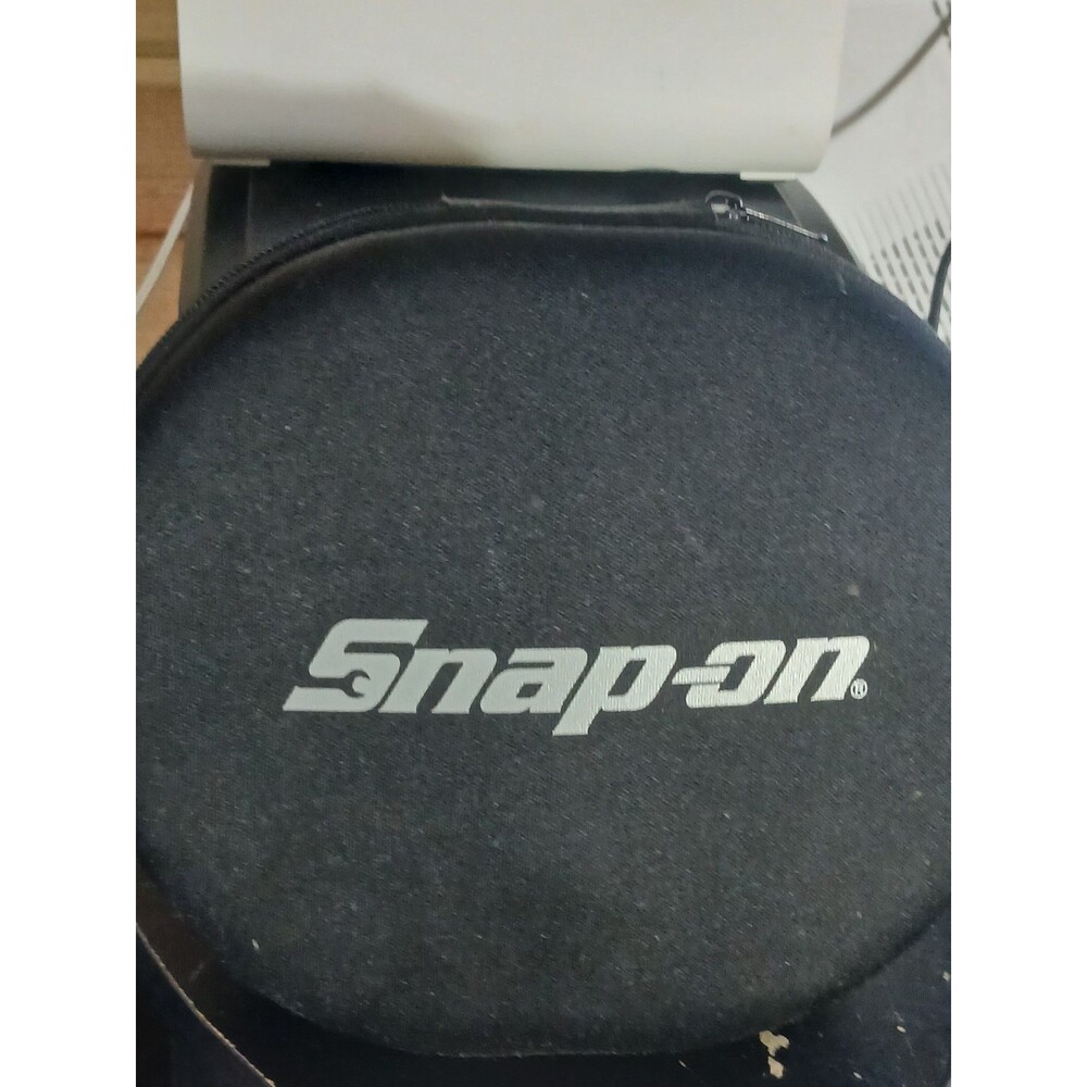 Snap-on Bluetooth Noise-Canceling Over-Ear Headphones SSX18P100K0 w/Case